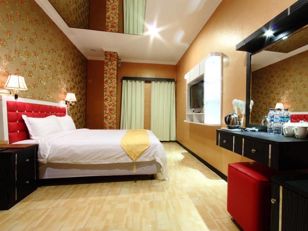 Hotel Rovi Boutique Jakarta Exterior foto